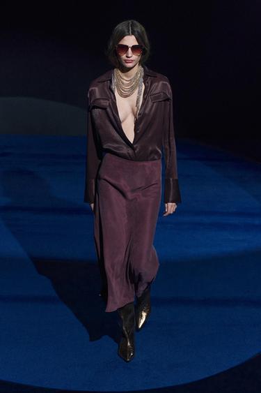 CAMISA SATINADA ZW COLLECTION - Burgundy de Zara