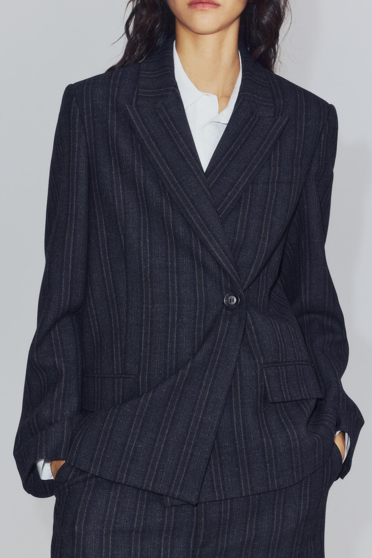 ZW COLLECTION STRIPED STRAIGHT BLAZER — Grey