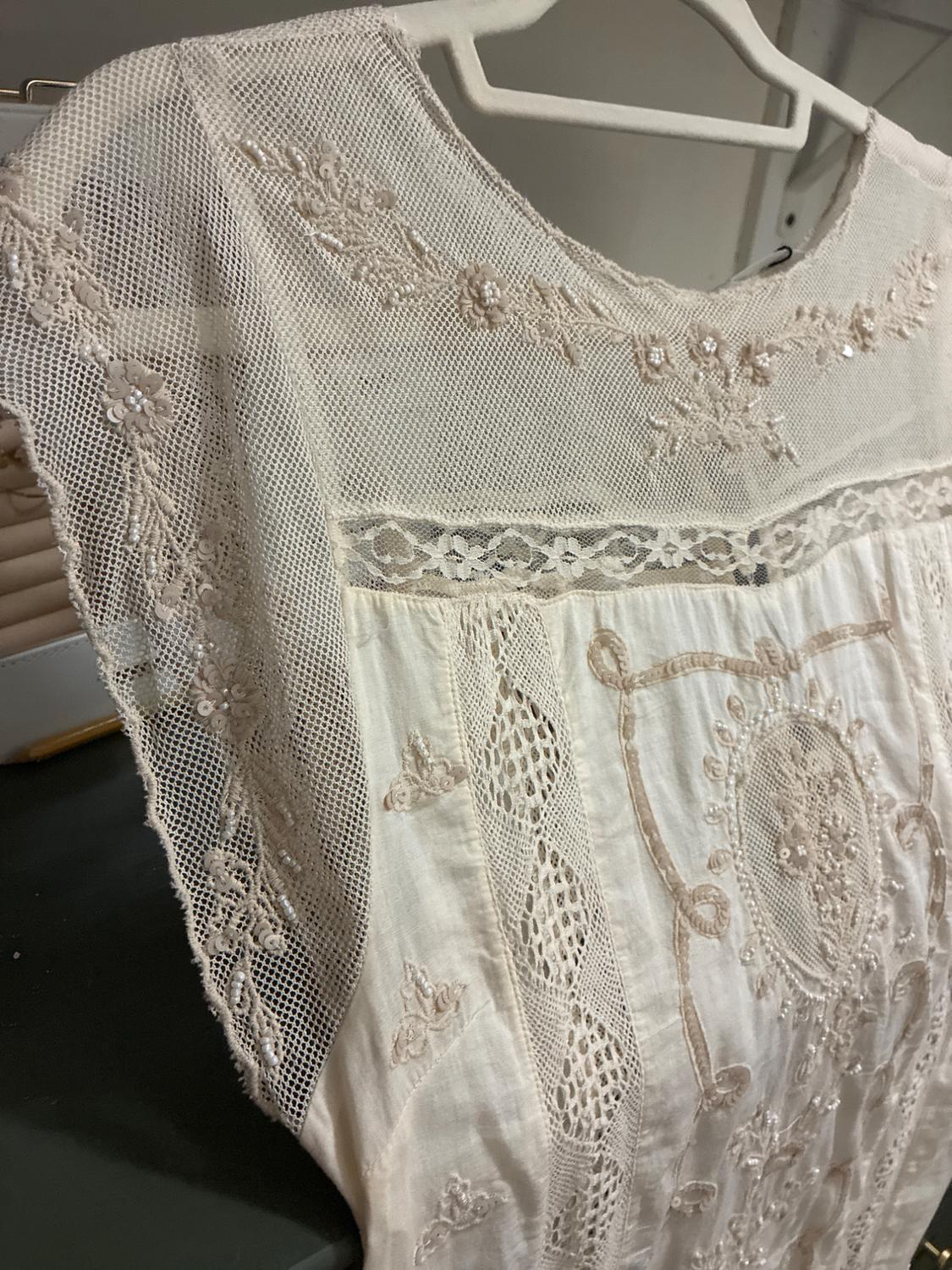 VESTIDO DETALLES LENTEJUELA Y ENCAJES - Image 5