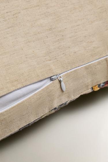 HOUSSE DE COUSSIN BRODERIES - Beige clair de Zara - Image 4