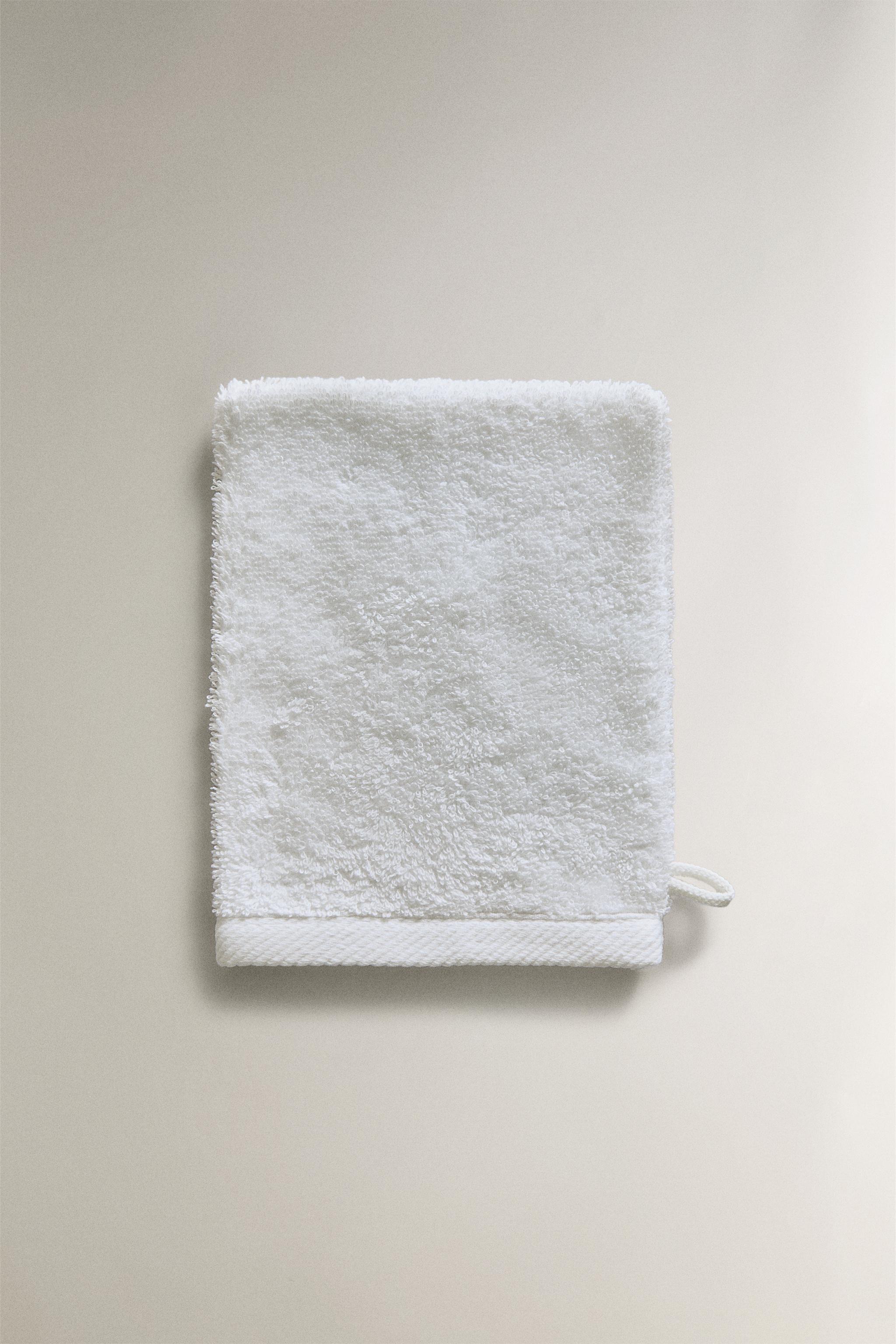 COTTON TERRY BATH MITT — White