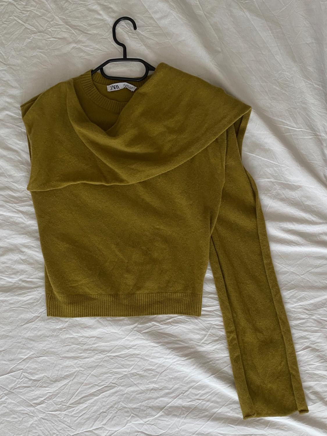 WOOL ASYMMETRIC SCARF KNIT TOP - Image 2