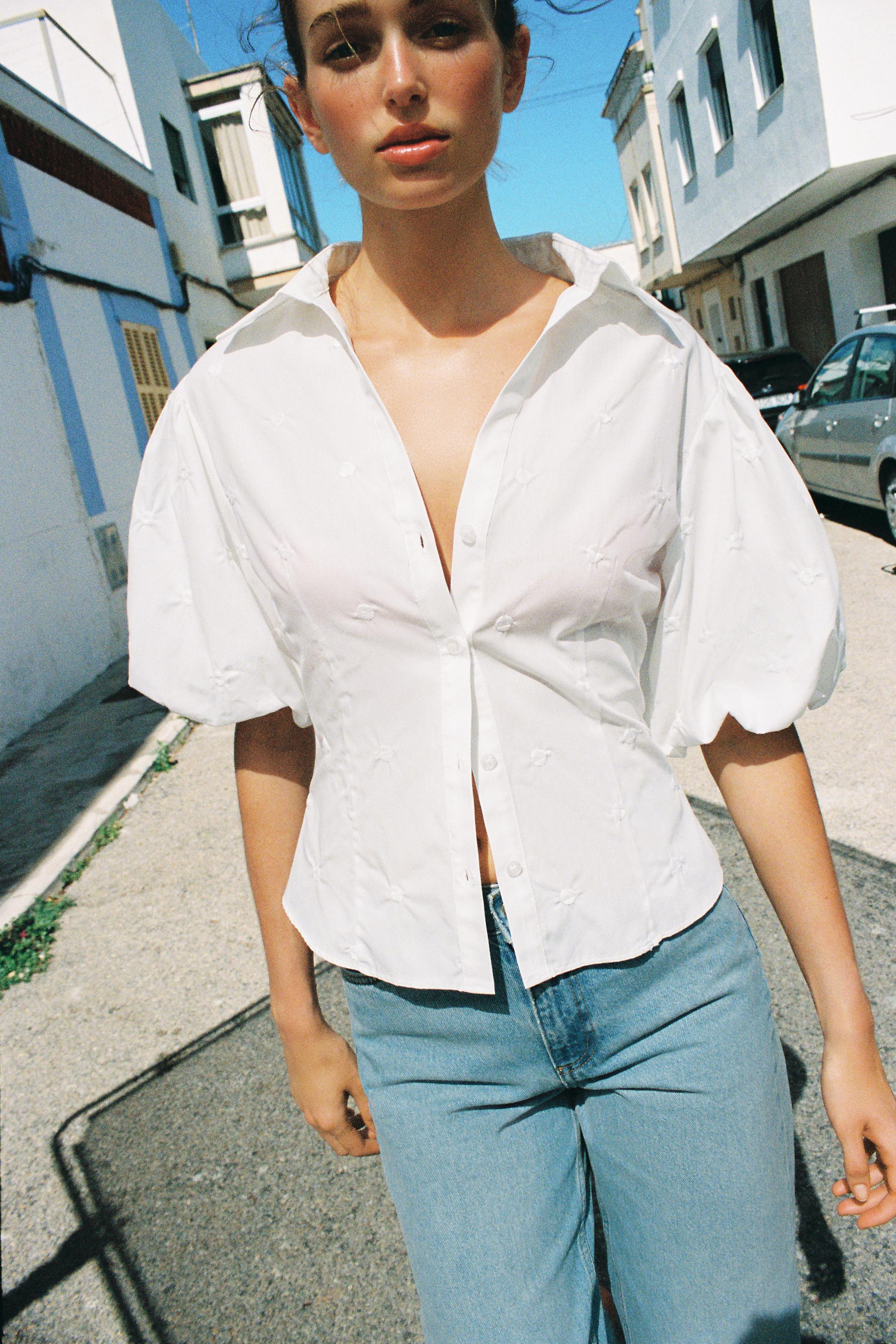 EMBROIDERED PUFF SLEEVE SHIRT