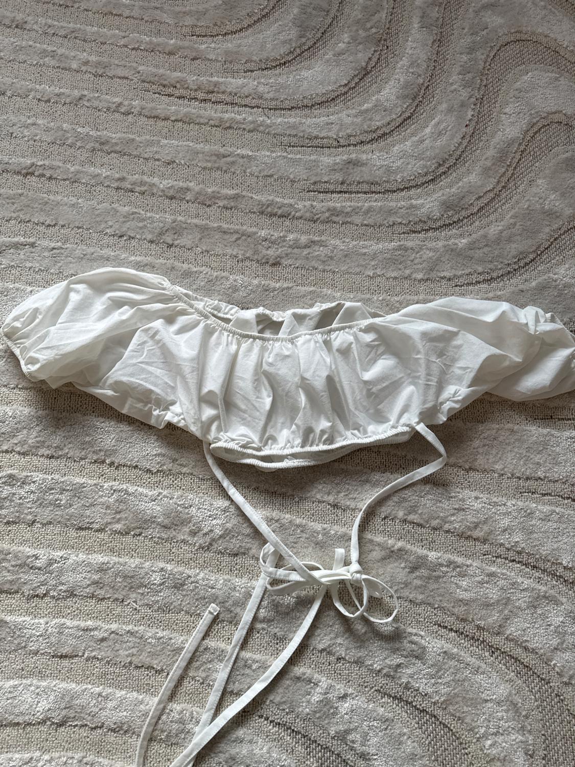 BALLOON SLEEVE CROP TOP - Image 3