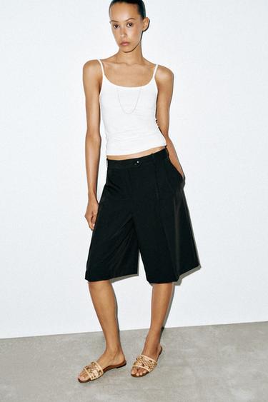 LONG PLEATED BERMUDA SHORTS - Black by Zara