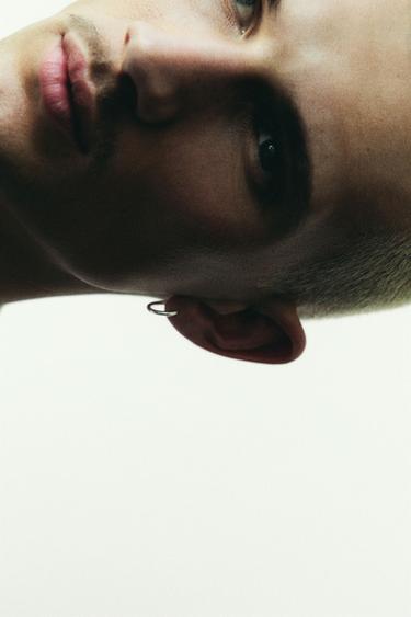 STAINLESS STEEL HOOP EARRINGS - Silver by Zara