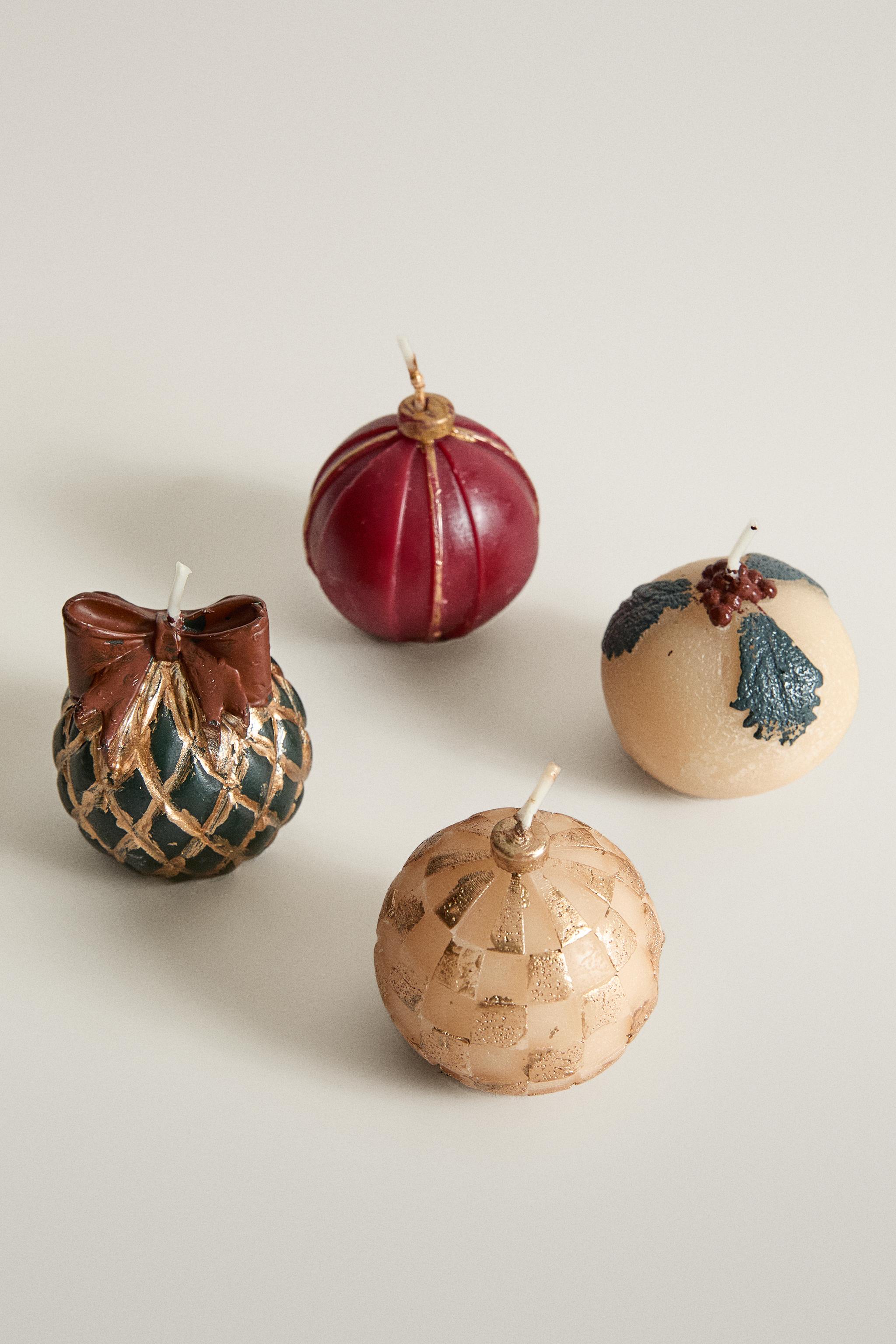 LOT DE 4 BOUGIES PARFUMÉES BOULES GINGERBREAD