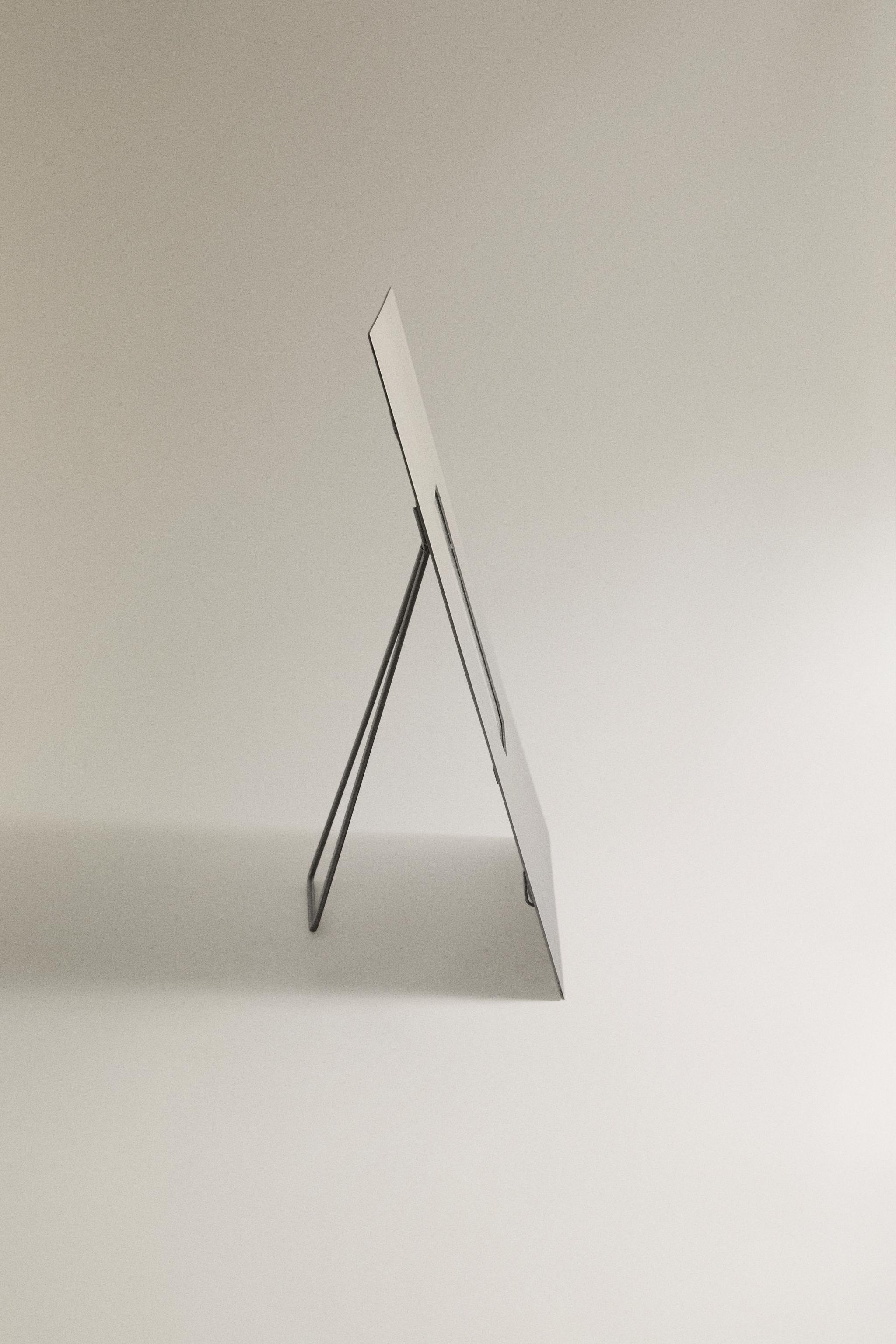 METALLIC PICTURE FRAME — Silver