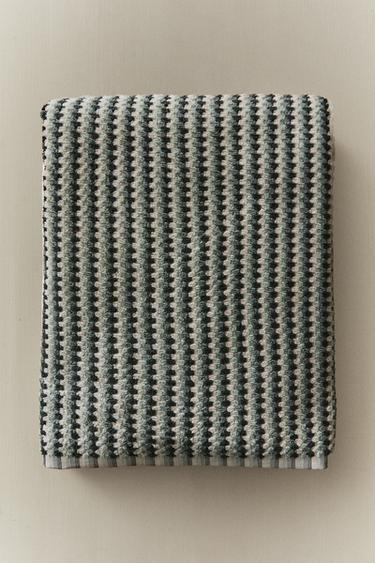 Zaras BADHANDDUK MED GEOMETRISKT JACQUARDMÖNSTER - Flerfärgad