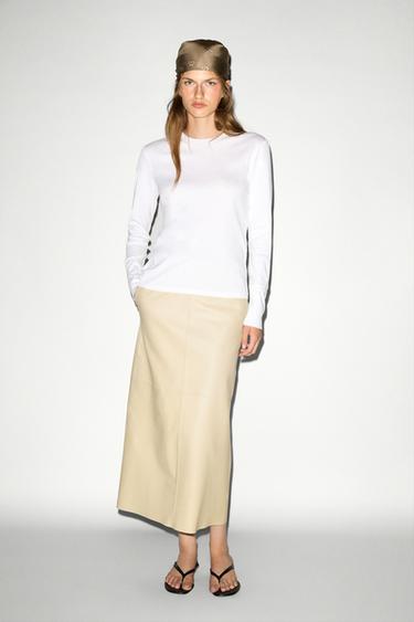 Falda midi piel napa - Barquillo de Zara