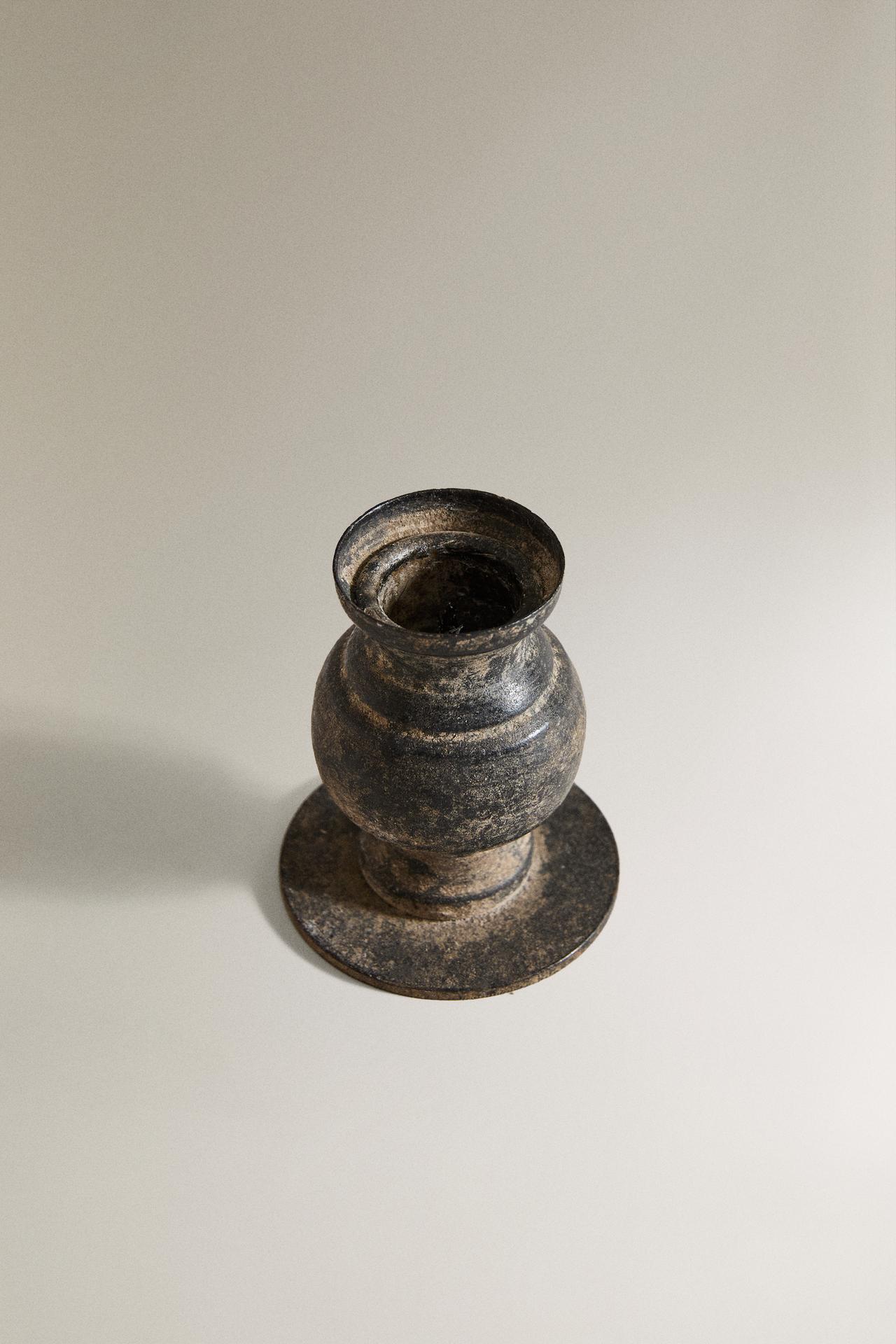 TALL IRON CANDLEHOLDER — Black