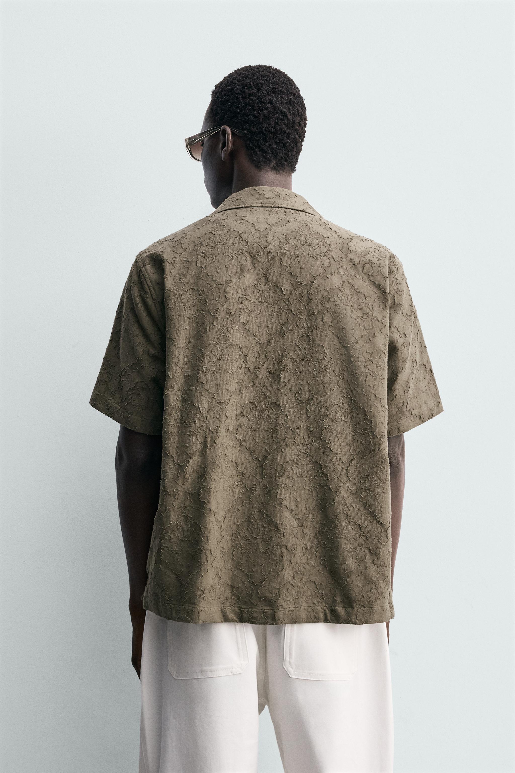 TEXTURED JACQUARD RELAXED FIT SHIRT
