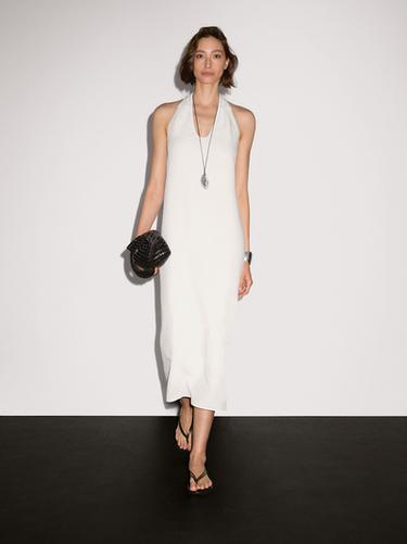 Vestido largo escote pico vuelo - Blanco de Zara - Imagen 0