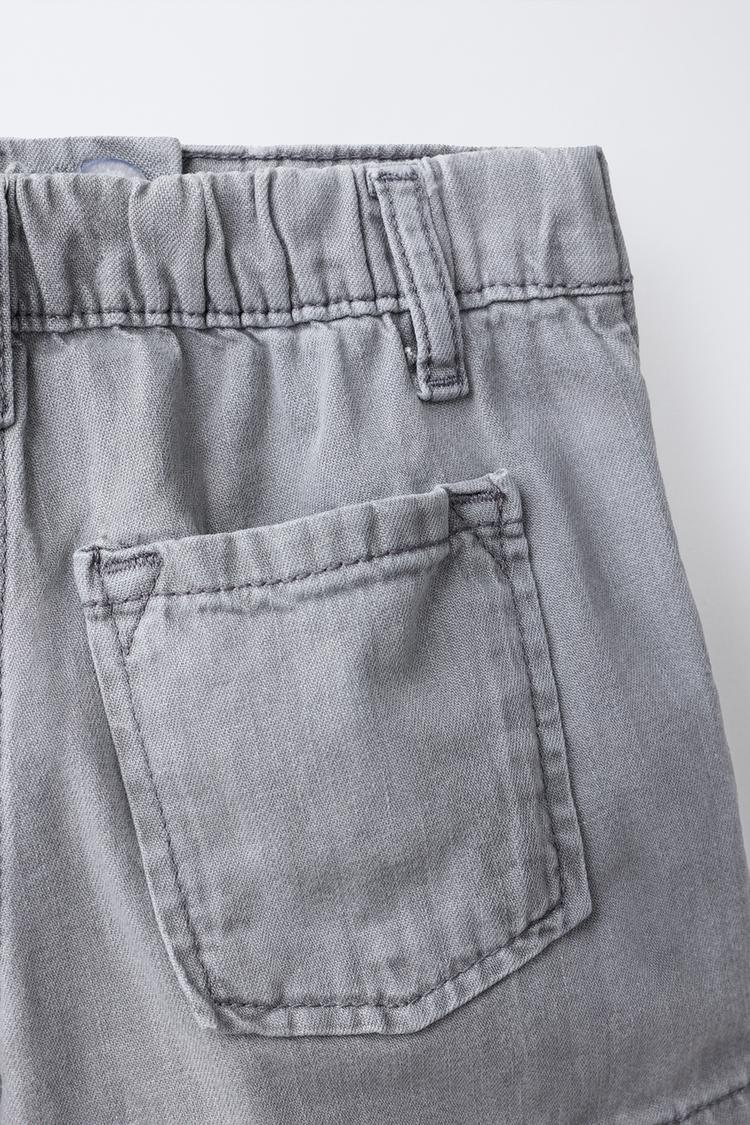 Falda pantalón corta de mezclilla con brillos 4