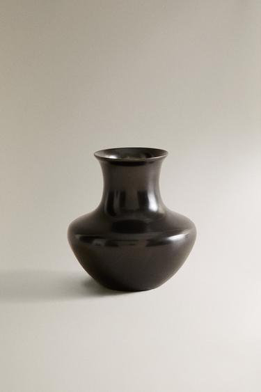 PETIT BRASS VESSEL POD I COLIN KING - Black by Zara