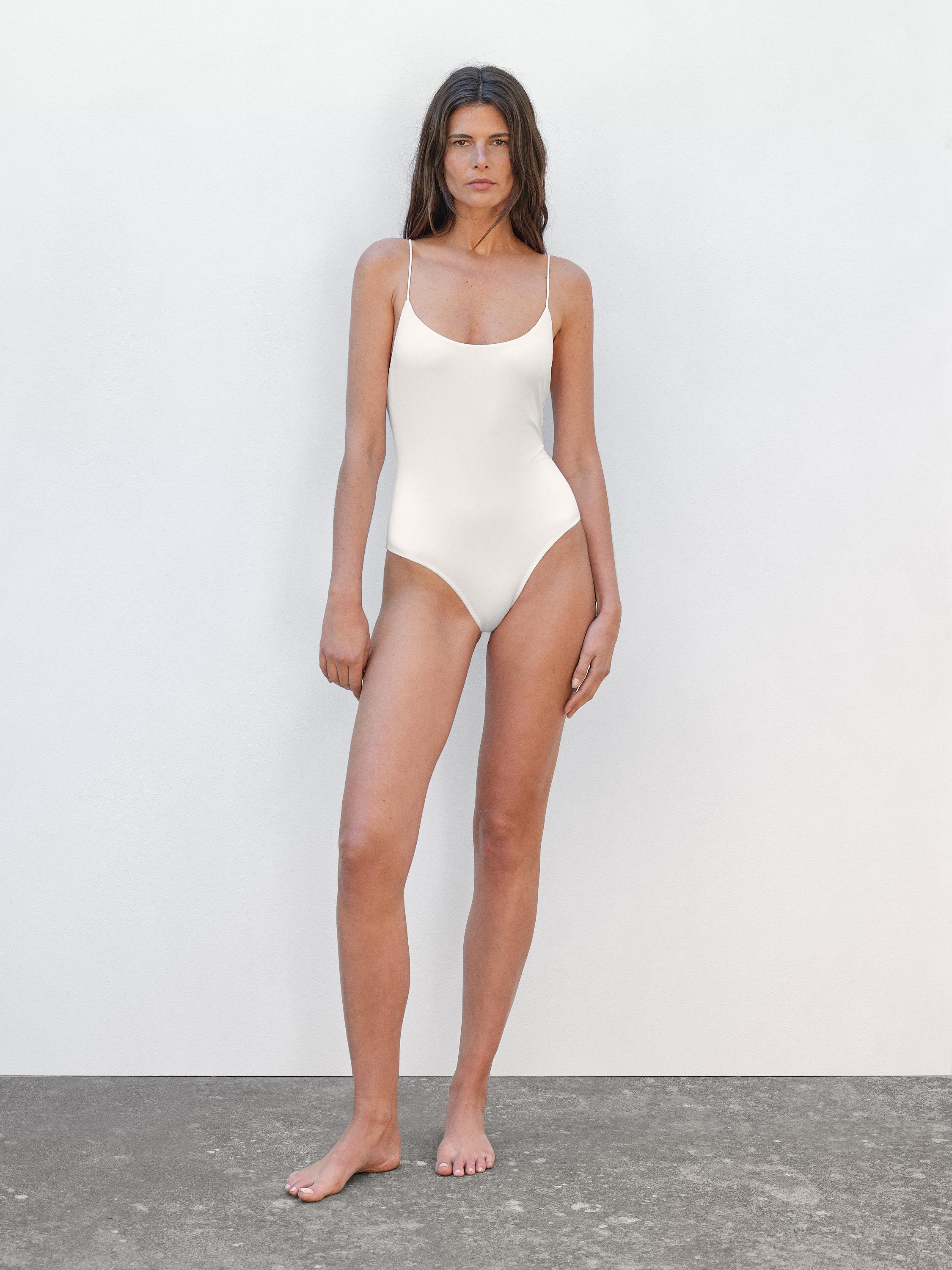 Swimsuit with back ring detail