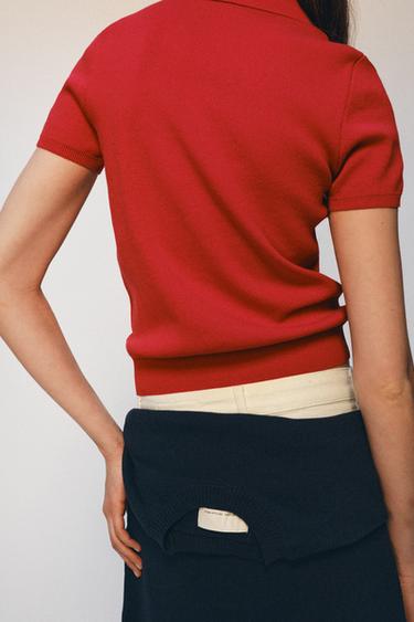 POLO EN MAILLE À ZIP - Rouge de Zara - Image 2