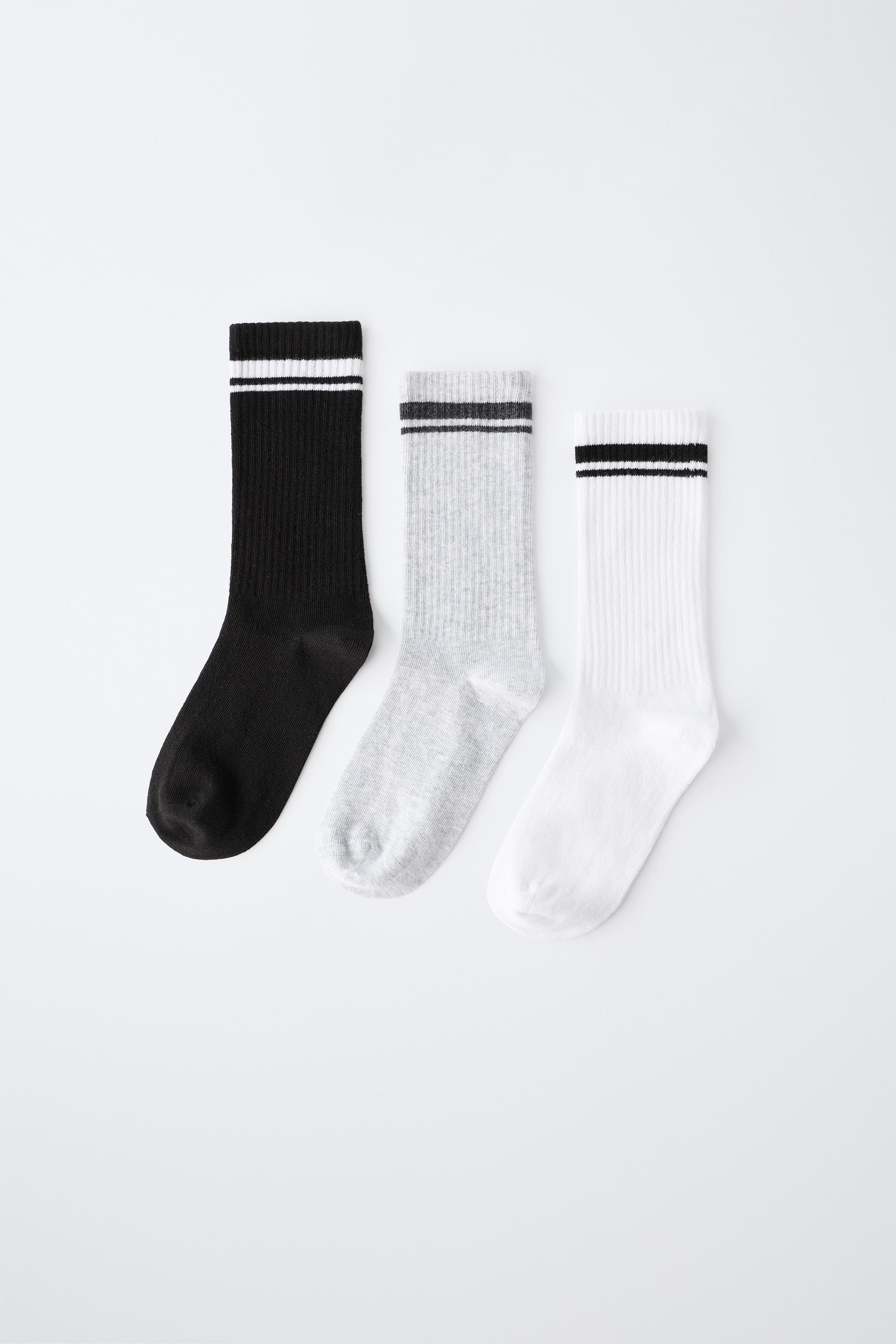 THREE-PACK OF SPORTY STRIPED HIGH SOCKS