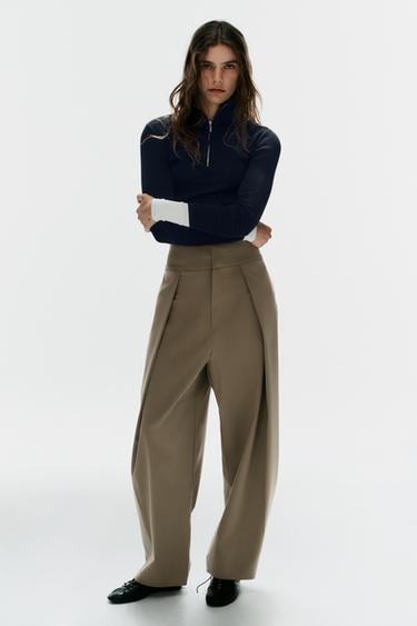 PANTALÓN GLOBO CON PLIEGUES - Tostado de Zara