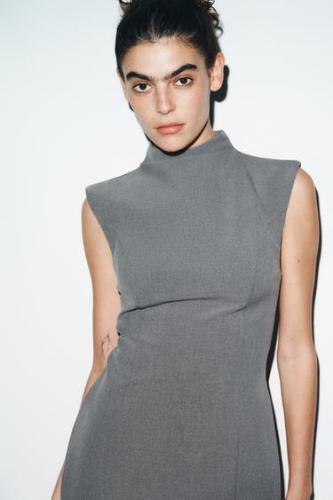 Zara KRATKA HALJINA S VEZANJEM I UKRASNIM PROŠIVIMA – svijetlosiva