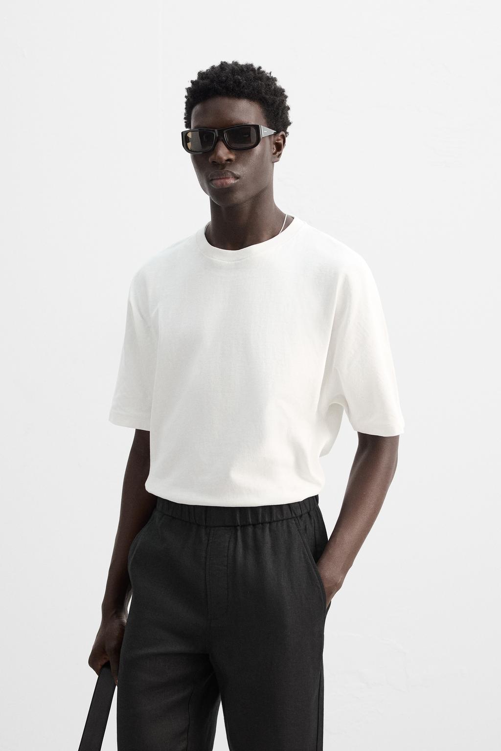 RELAXED FIT T-SHIRT