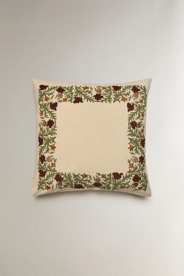 Zara TUFTING THROW PILLOW COVER - Light beige - Image 0