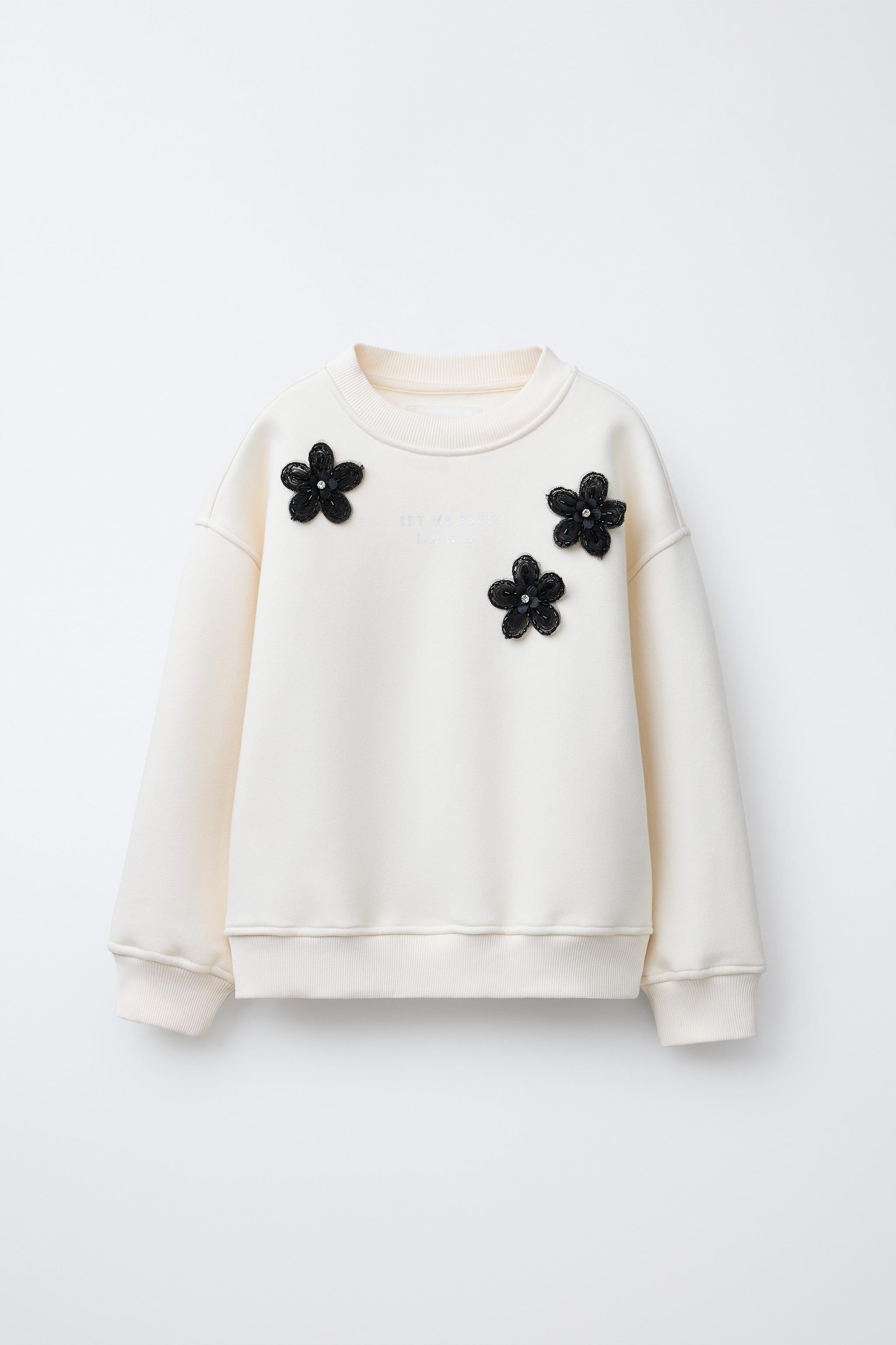 BEADED FLOWER SWEATSHIRT