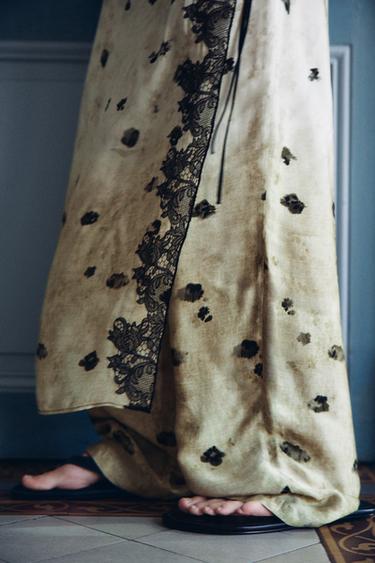 FALDA PANTALÓN ESTAMPADO ENCAJE - Crudo / Negro de Zara