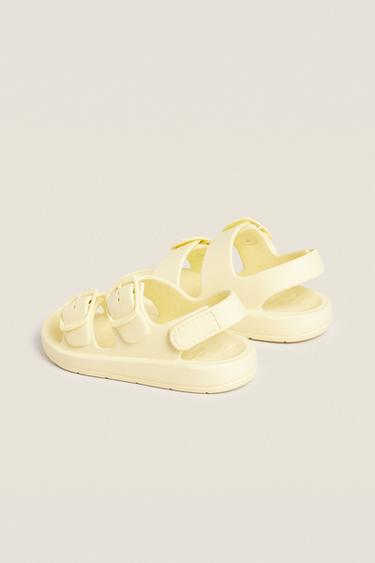 VOLUMINOUS BUCKLED SLIDERS - Yellow by Zara - Image 3