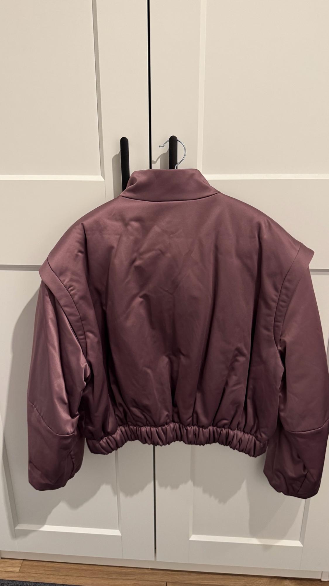 PUFFER JACKET WITH DEFINED SHOULDERS - Image 5