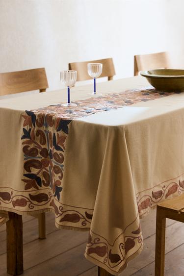 EMBROIDERED COTTON TABLECLOTH - Pinks by Zara - Image 5