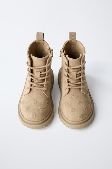 BOTTES FLEURS - Marron sable de Zara - Image 3