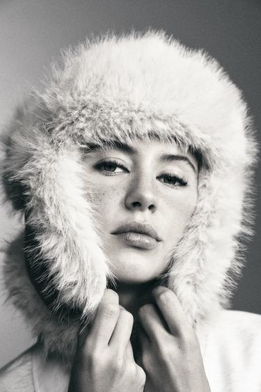 GORRO AVIADOR EFECTO ANTE PELO - Camel medio de Zara