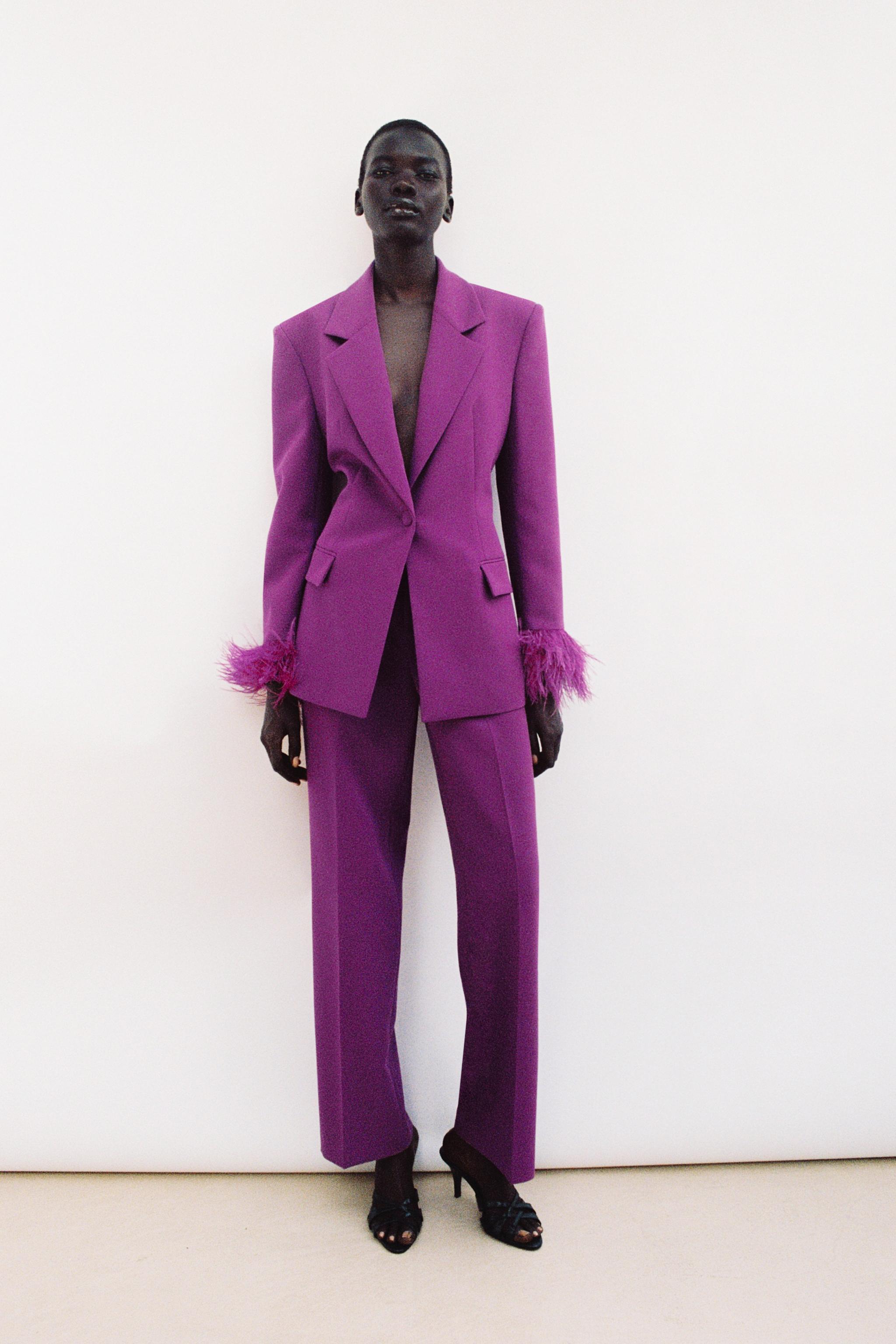 LOW-RISE STRAIGHT LEG PANTS