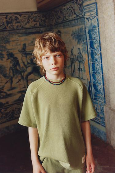 CONJUNTO CAMISETA Y BERMUDA WAFFLE - Verde de Zara