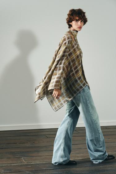 CAPE À CARREAUX FOULARD - Kaki de Zara - Image 2