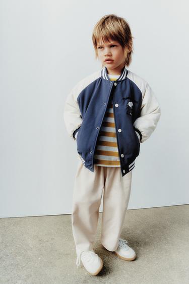 BOMBER BORDADO SNOOPY PEANUTS™ - Crudo / Azul de Zara