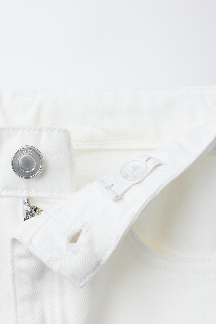 JEANS DE PIERNA ANCHA 5