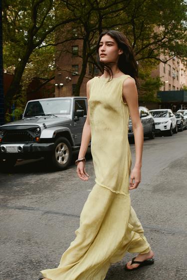VESTIDO LARGO JACQUARD ZW COLLECTION - Verde claro de Zara
