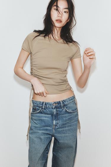 CAMISETA COM FRANZIDOS AJUSTÁVEIS - Bege da Zara