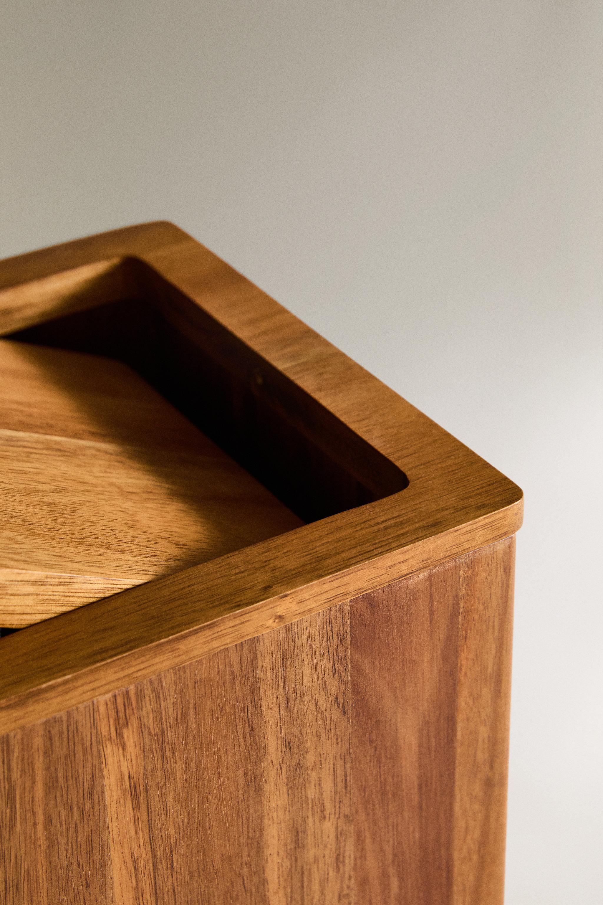 SQUARE WOODEN BATHROOM TRASH CAN