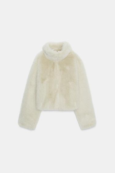 MANTEAU COURT EFFET FOURRURE AVEC BRANDENBOURGS - Beige clair de Zara - Image 3