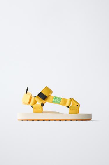 TECHNICAL SANDALS - Yellow by Zara