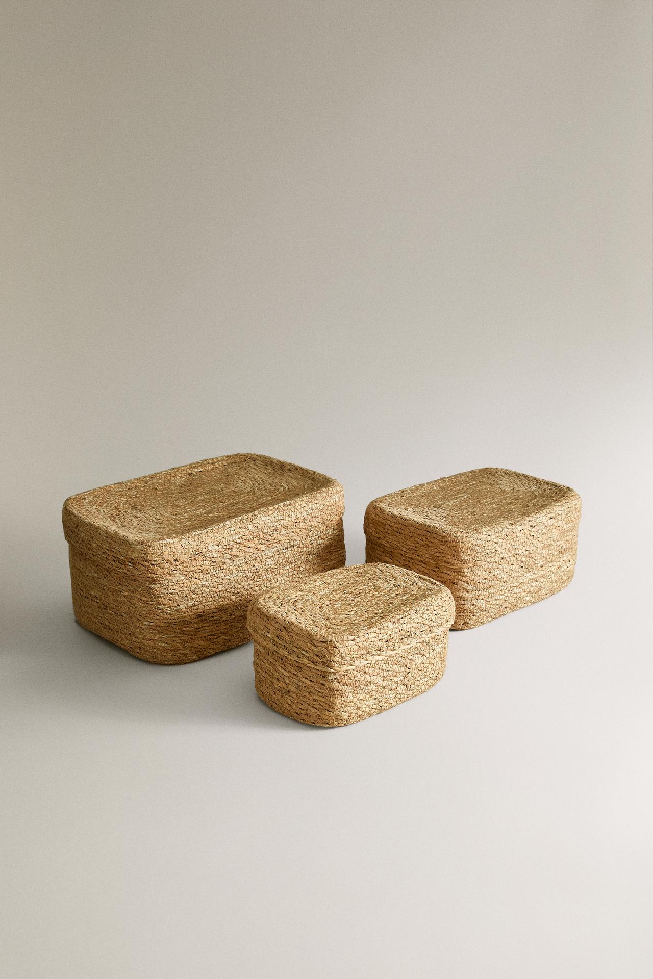SEAGRASS BASKET WITH LID — Light beige