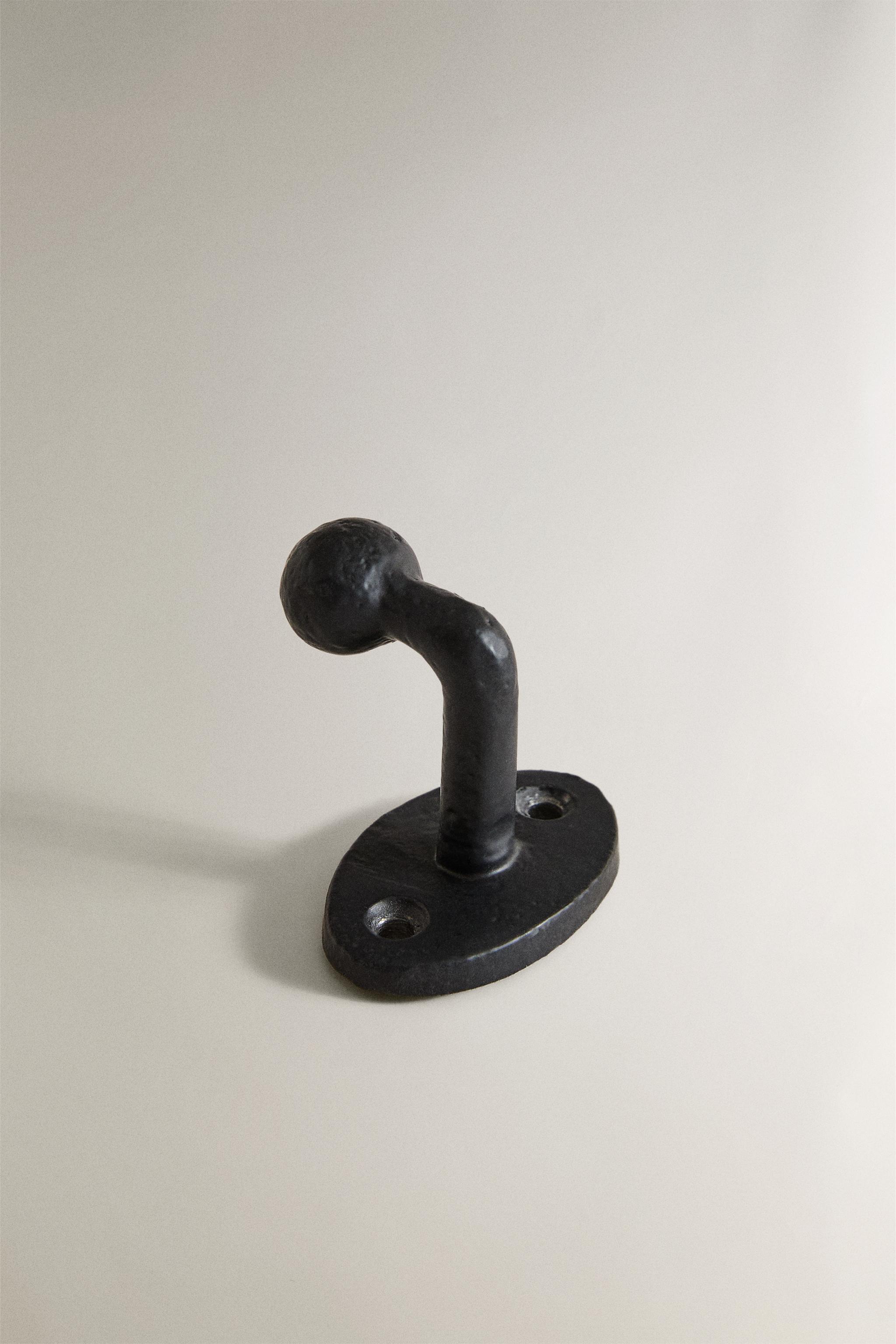 IRON HOOK - Black | ZARA United States