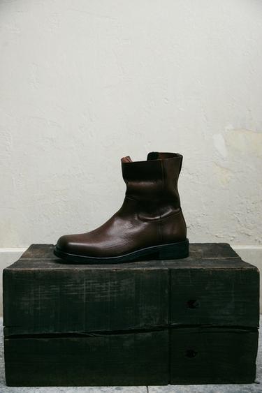 BOTA PIEL - Marrón de Zara