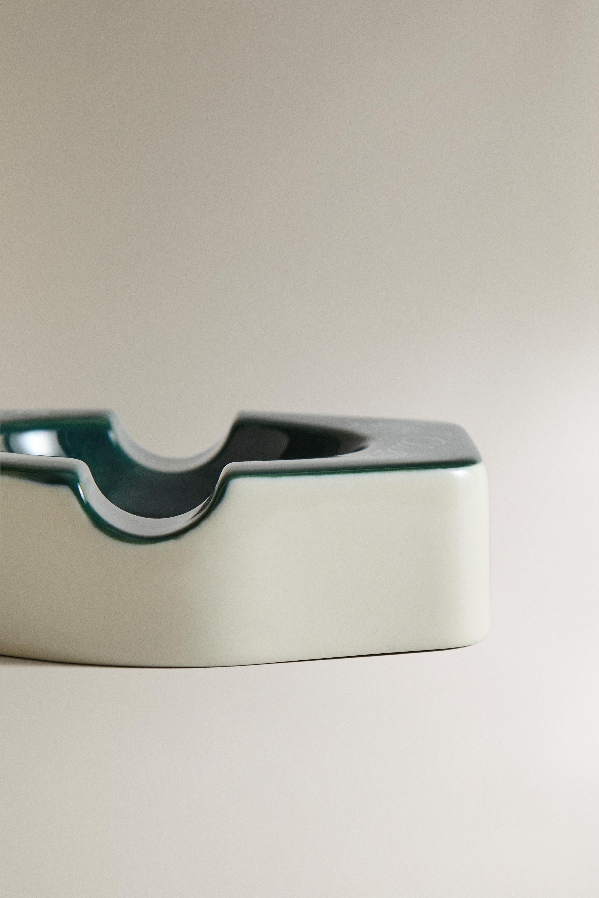 CERAMIC GOLF ASHTRAY