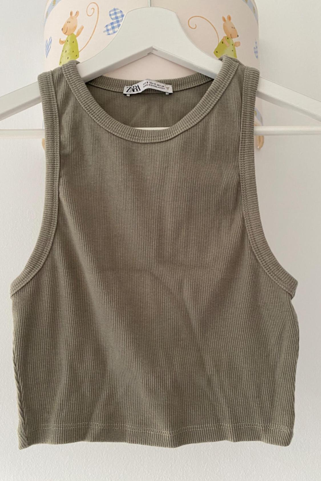 BASIC RIBBED T-SHIRT