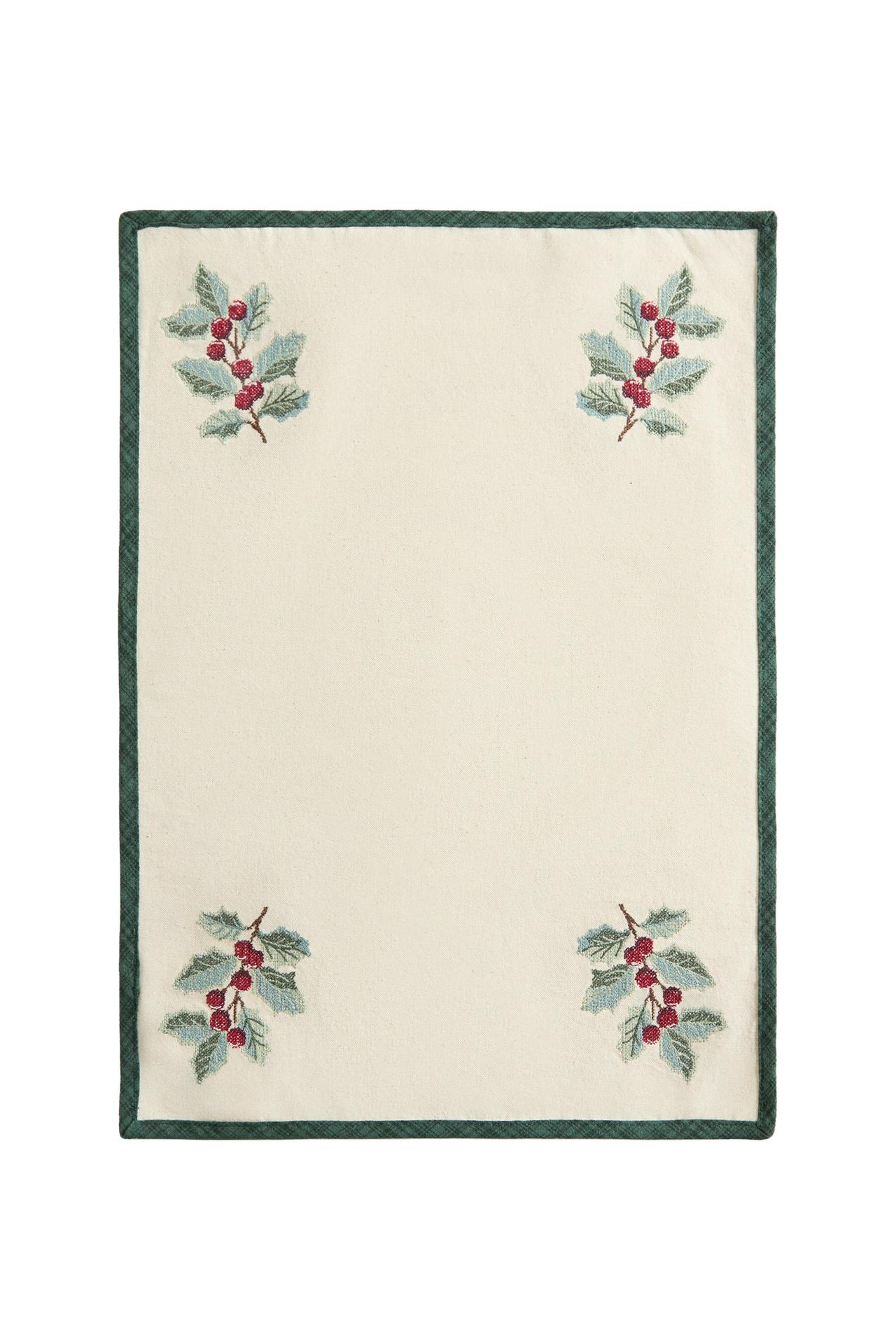 EMBROIDERED CHRISTMAS PLACEMAT