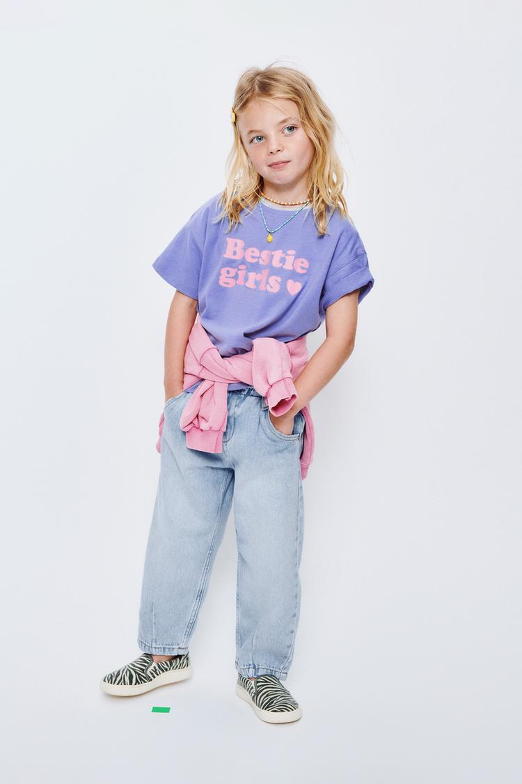 Jeans holgados con cinturilla fruncida
